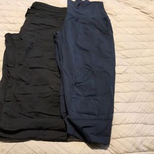 Lululemon Capri pants